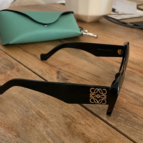 Loewe Cat eye sunglasses main image 9